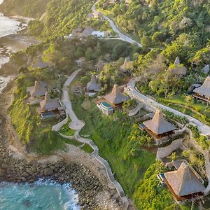 Lelewatu Resort Sumba